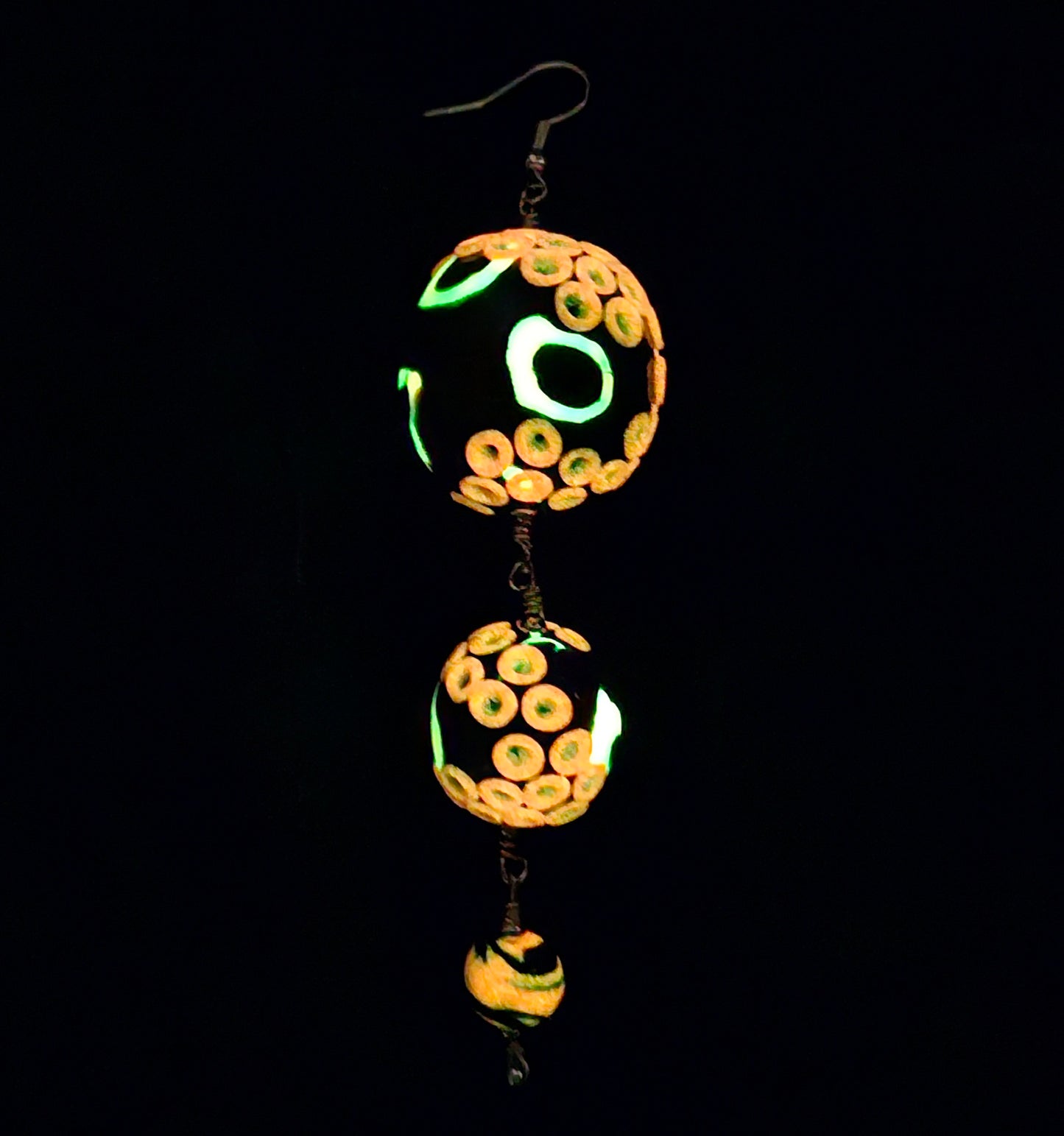 Strawberry Cephalopod 3-bead Single Dangle Earring