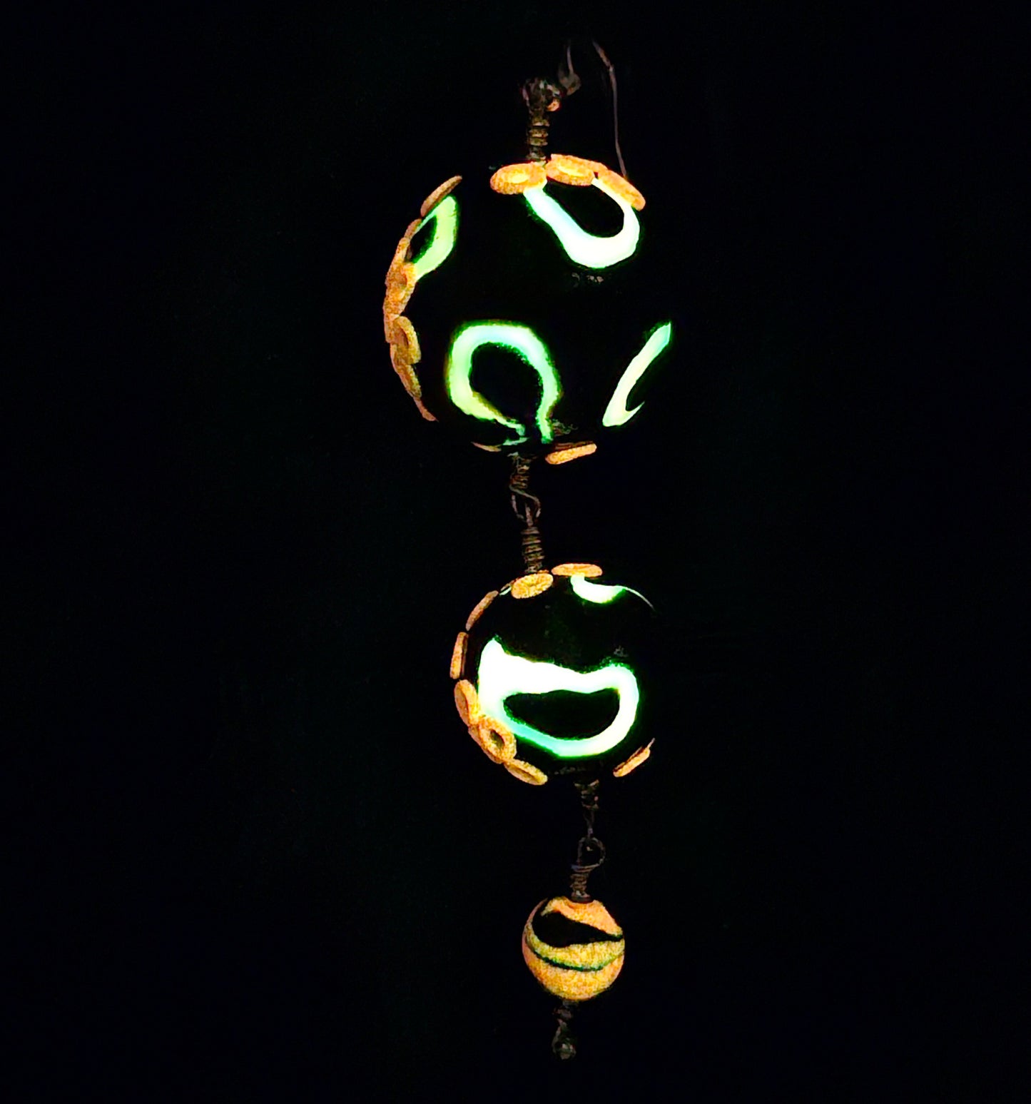 Strawberry Cephalopod 3-bead Single Dangle Earring