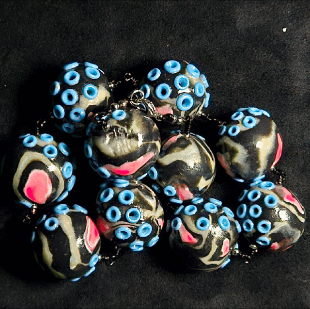 Blue-Ringed Radioactive Chunky Bead Choker