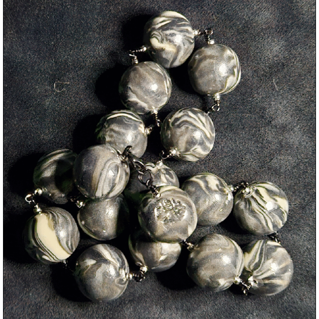 Smoke Glow Medium Bead Necklace